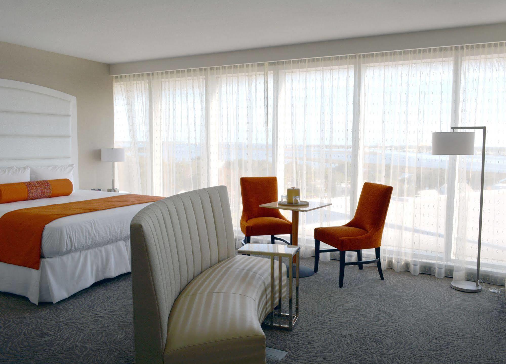 Scarlet Pearl Casino Resort D'Iberville Екстериор снимка